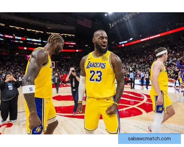 美国杨毅分析：湖人将成雷霆马刺最大威胁 詹姆斯愿意为球队牺牲令人钦佩